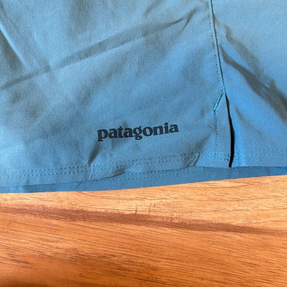 Patagonia Men’s Board Shorts size 34 - Picture 5 of 6